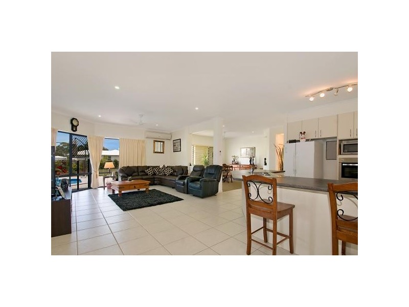 Cooroibah QLD 4565