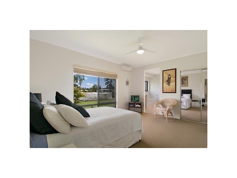 Cooroibah QLD 4565