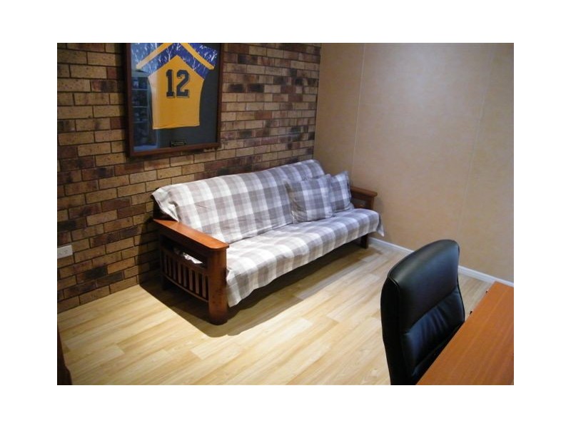 1/137 Freshwater Street, Torquay QLD 4655