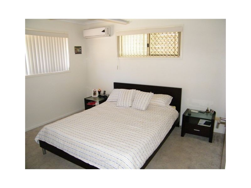 1/137 Freshwater Street, Torquay QLD 4655