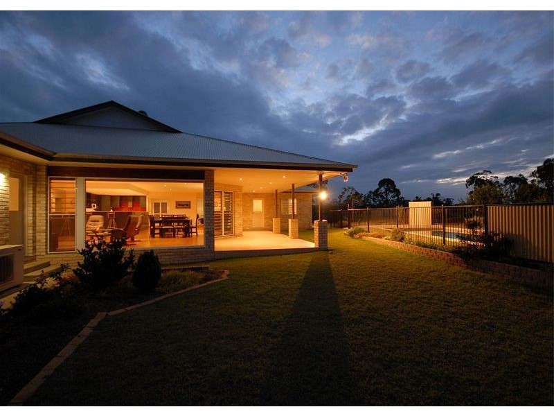 118 Honeyeater Drive, Sunshine Acres QLD 4655