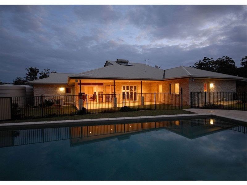 118 Honeyeater Drive, Sunshine Acres QLD 4655