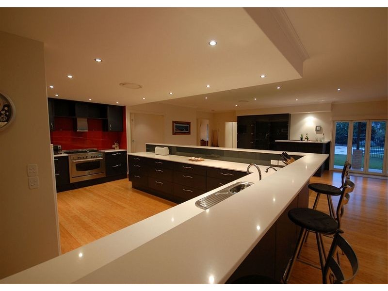 118 Honeyeater Drive, Sunshine Acres QLD 4655