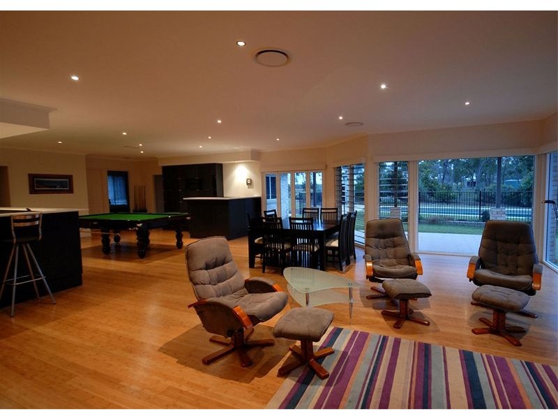 118 Honeyeater Drive, Sunshine Acres QLD 4655