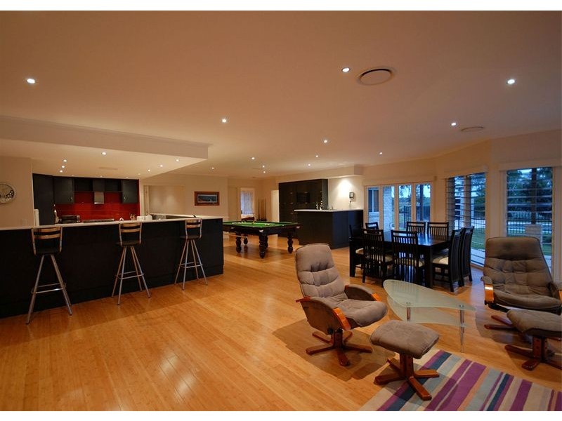 118 Honeyeater Drive, Sunshine Acres QLD 4655