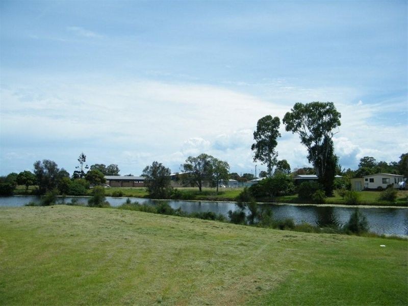 20 Harrison Circuit, Urangan QLD 4655