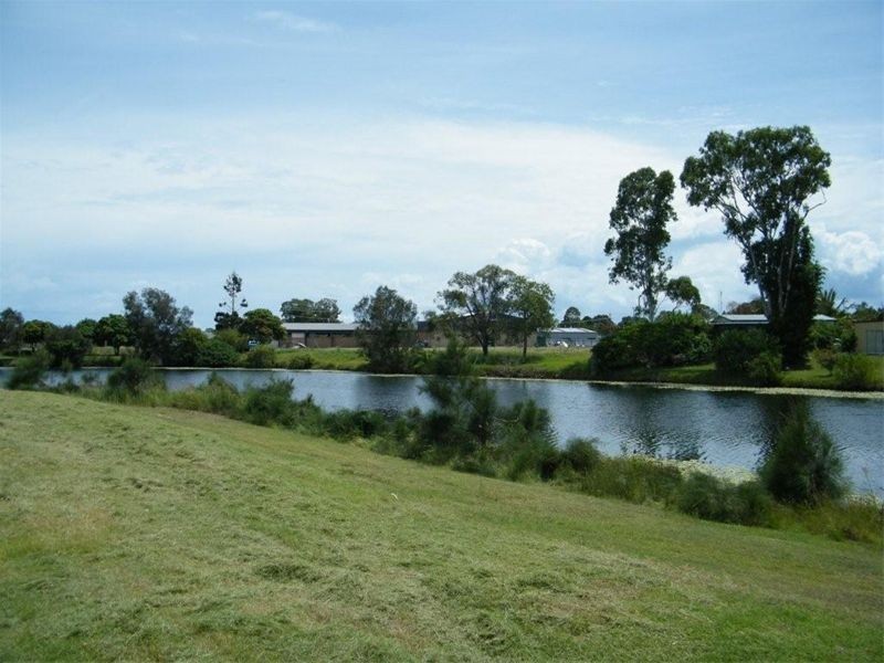 20 Harrison Circuit, Urangan QLD 4655