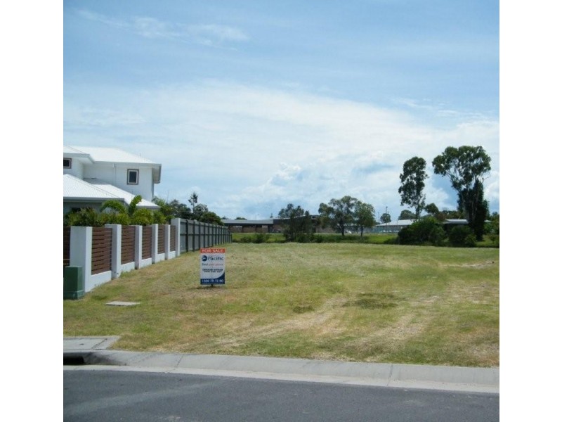 20 Harrison Circuit, Urangan QLD 4655