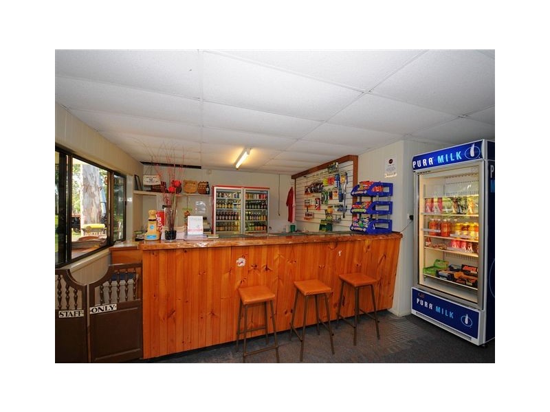 1423 Booral Road, Urangan QLD 4655