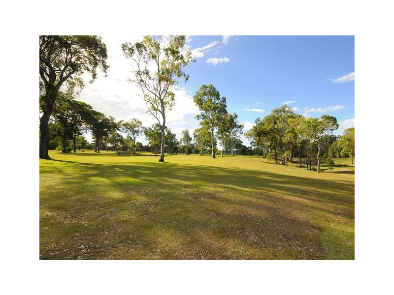 1423 Booral Road, Urangan QLD 4655