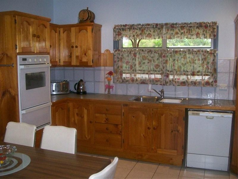 4 Cupania Way, Kawungan QLD 4655