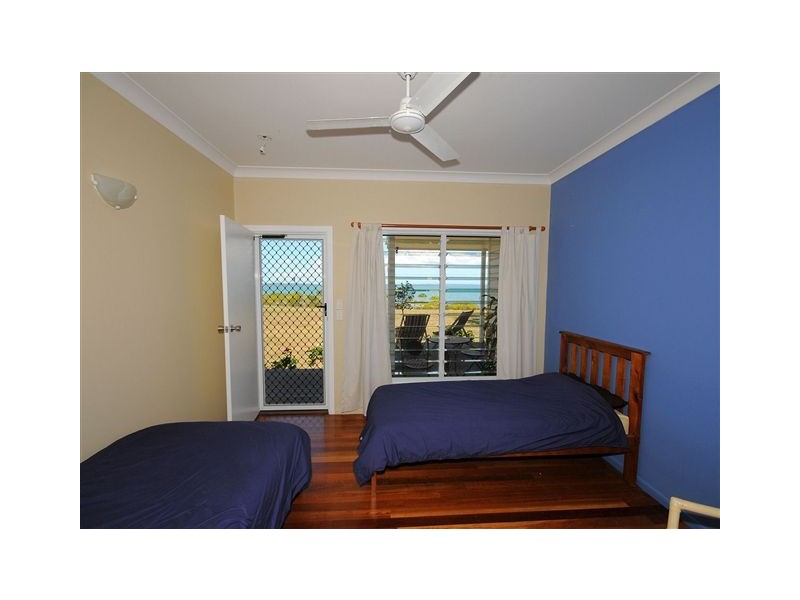 52 Francis Avenue, Booral QLD 4655