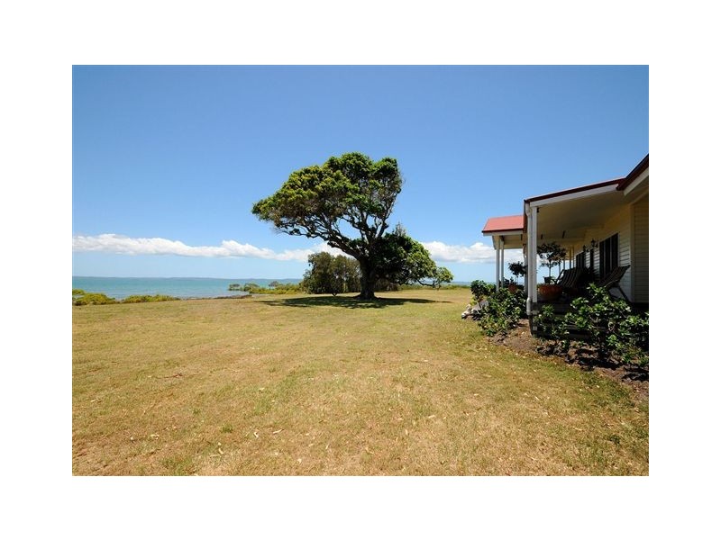 52 Francis Avenue, Booral QLD 4655