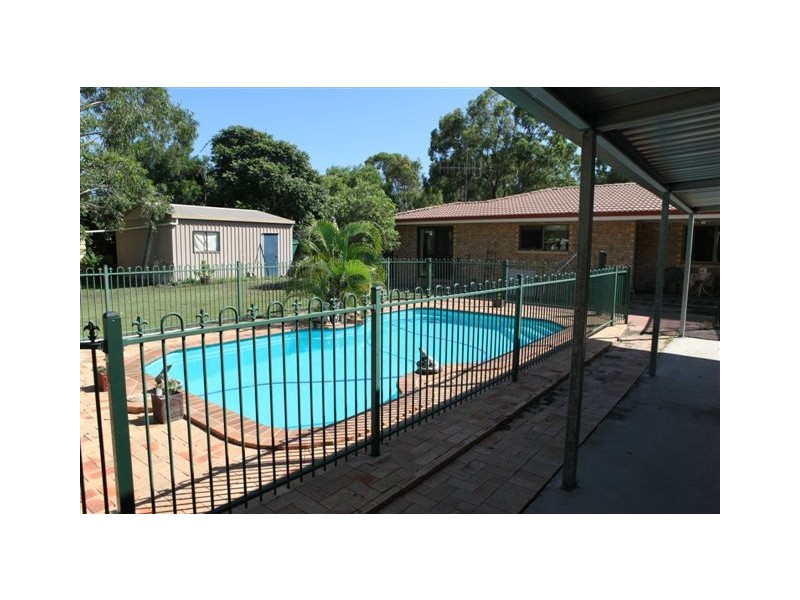 113 Garden Drive, Urangan QLD 4655