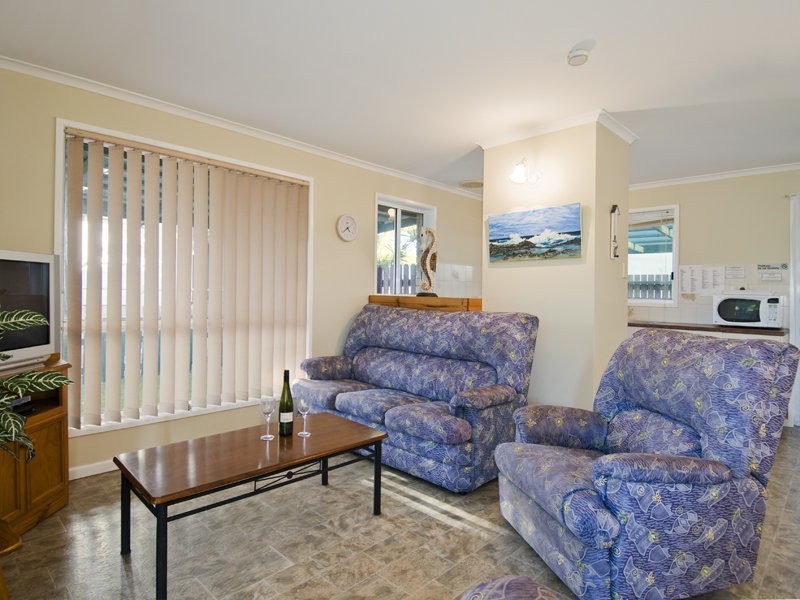 37 Beach Drive, Burrum Heads QLD 4659