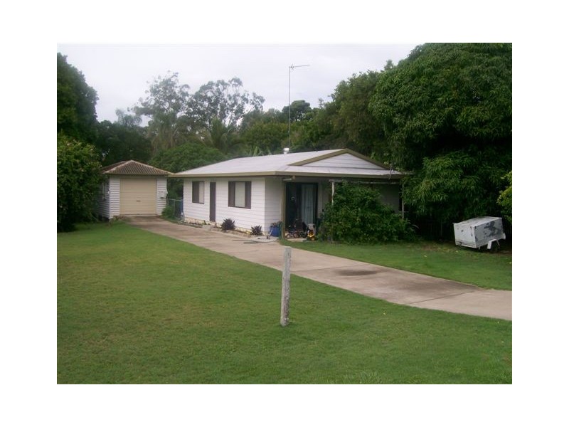 30 Bideford Street, Torquay QLD 4655