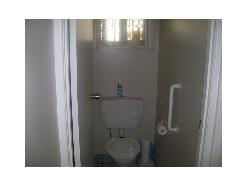 30 Bideford Street, Torquay QLD 4655