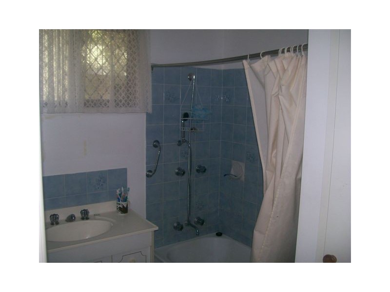 30 Bideford Street, Torquay QLD 4655