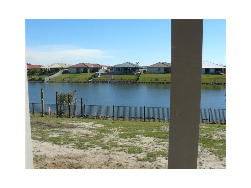 7a Lady Nelson Drive, Eli Waters QLD 4655