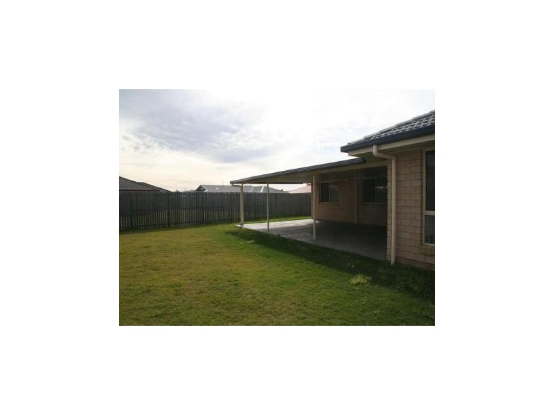 6 Arwon Close, Point Vernon QLD 4655