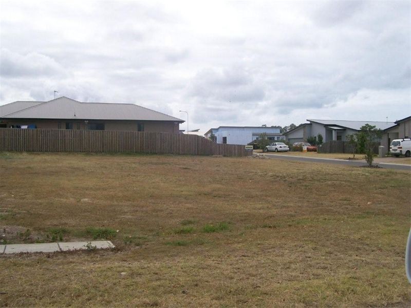 7 Parklands Bvld, Wondunna QLD 4655