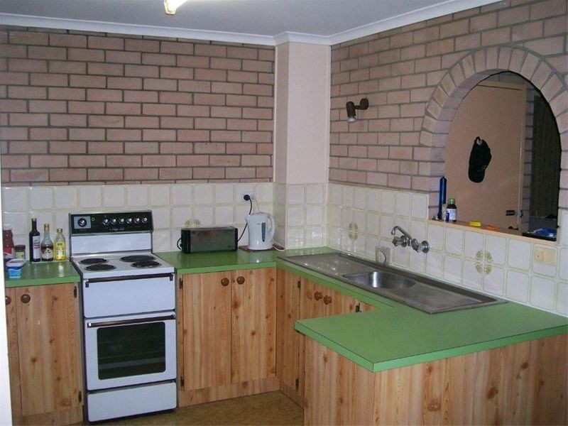 8/479 CHARLTON ESPLANADE, Torquay QLD 4655