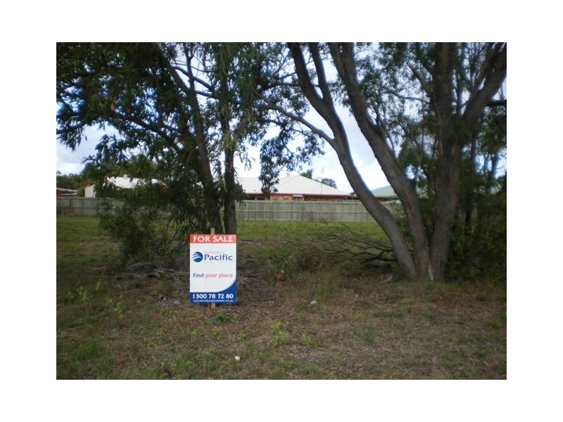 114 Limpus Street, Urangan QLD 4655