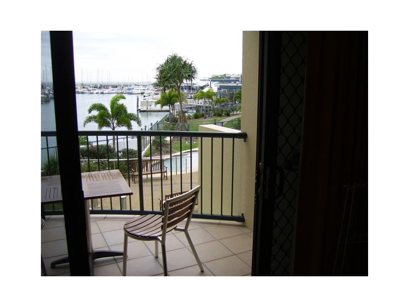 219 Buccaneer Drive, Urangan QLD 4655