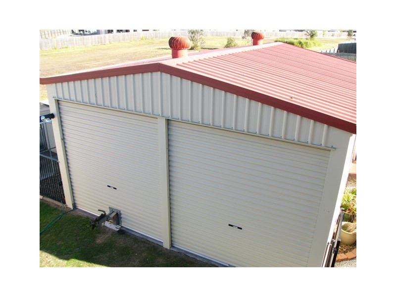 42 Foreshore Drive, Urangan QLD 4655