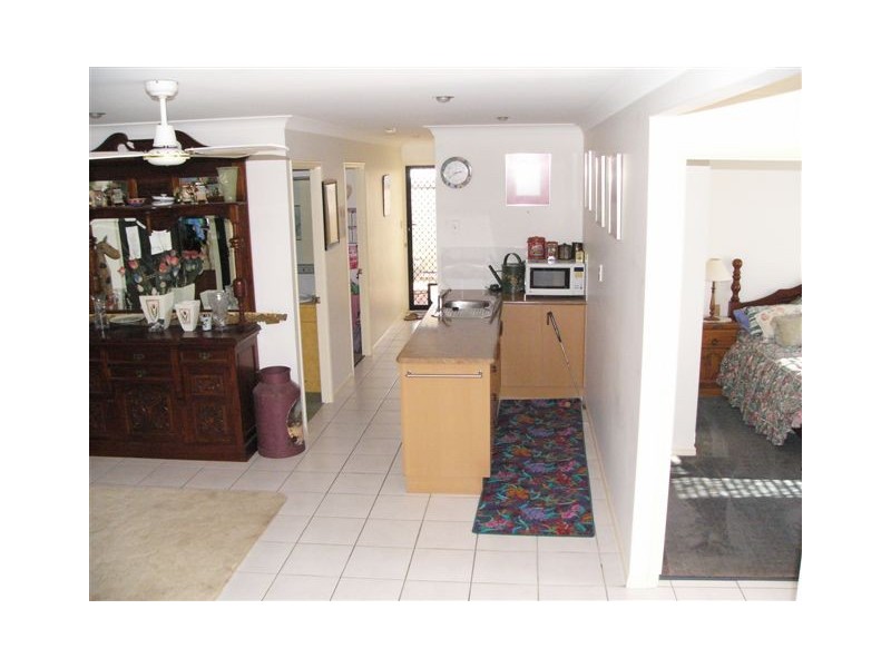 42 Foreshore Drive, Urangan QLD 4655