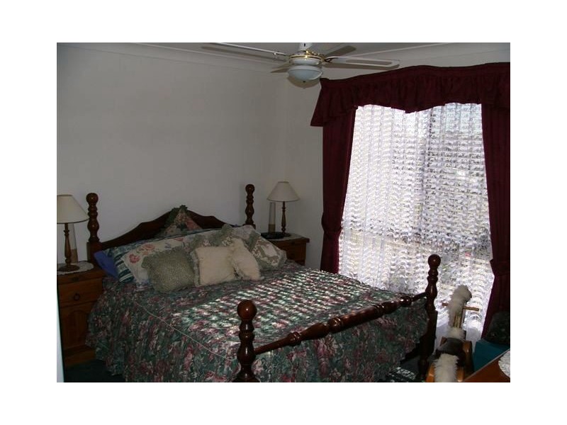 42 Foreshore Drive, Urangan QLD 4655