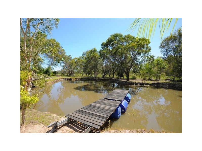 25 Shore Road West, Booral QLD 4655