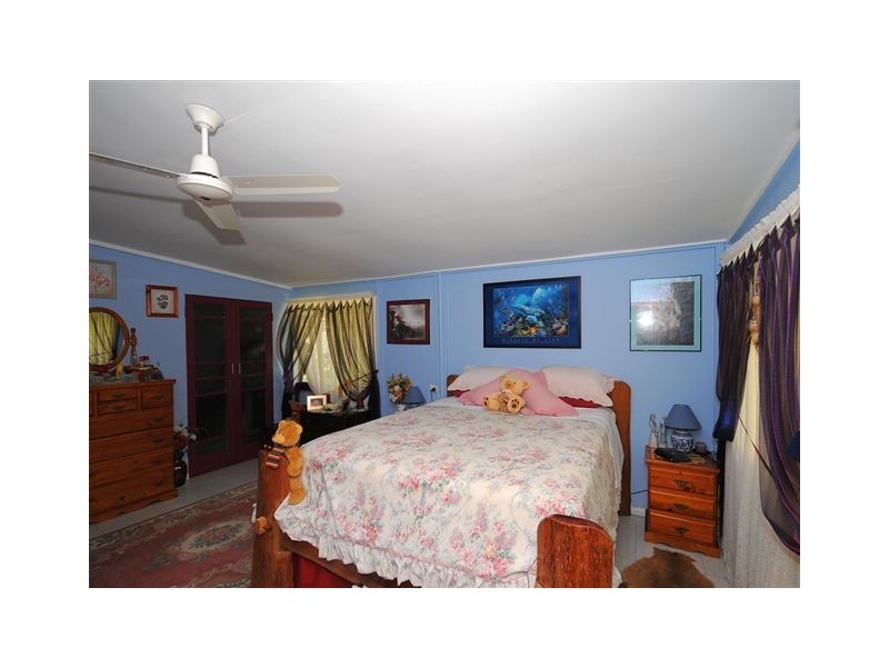 25 Shore Road West, Booral QLD 4655