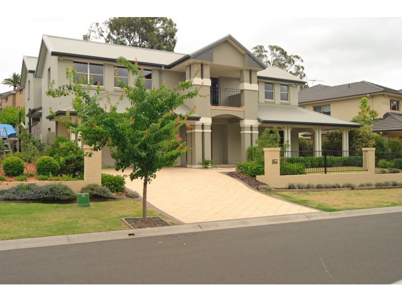 13 Young Avenue, Camden Park NSW 2570