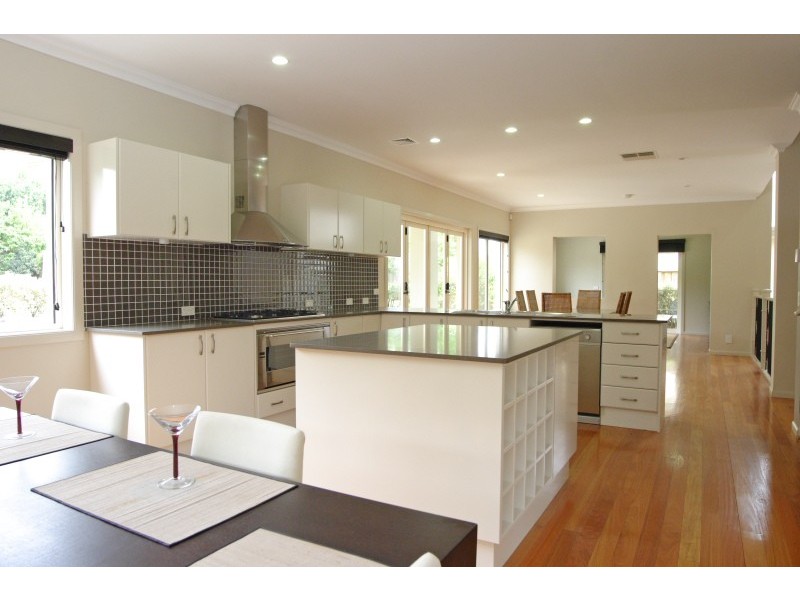 13 Young Avenue, Camden Park NSW 2570