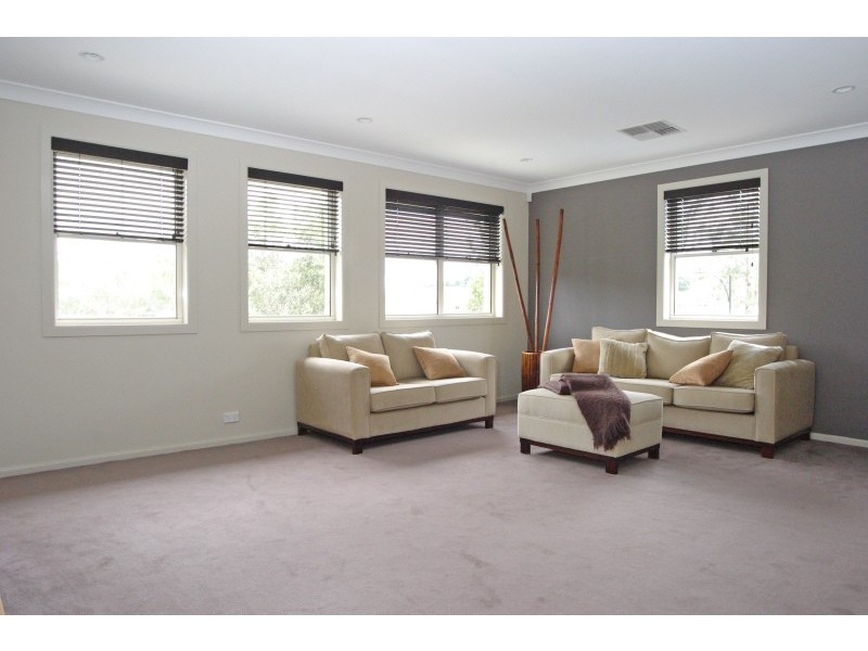 13 Young Avenue, Camden Park NSW 2570