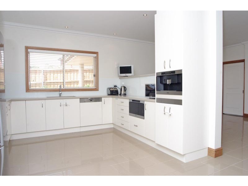 36 Park Way, Camden Park NSW 2570