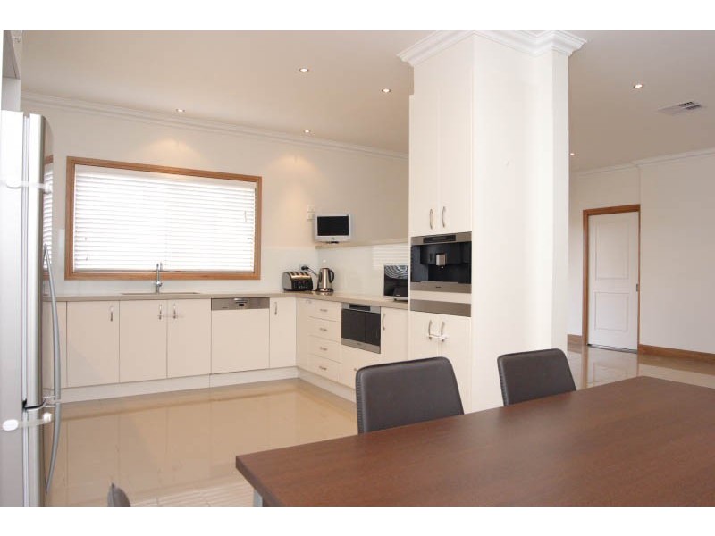 36 Park Way, Camden Park NSW 2570