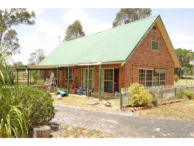 80 Kelvin Park Drive, Bringelly NSW 2556