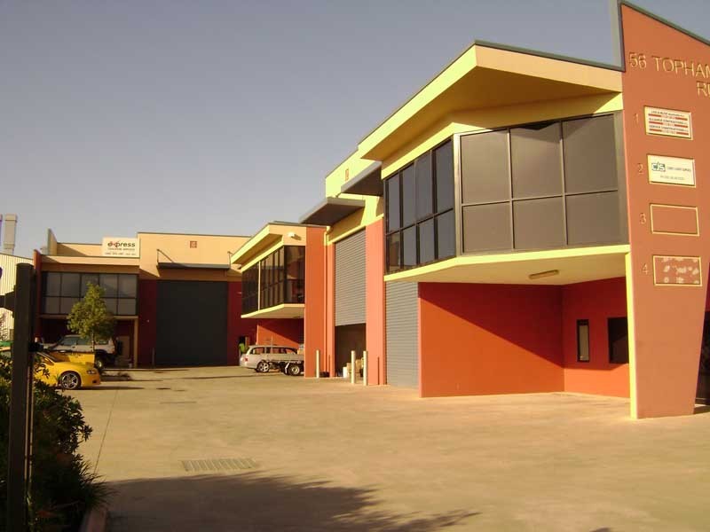 4/56 TOPHAM ROAD, Smeaton Grange NSW 2567