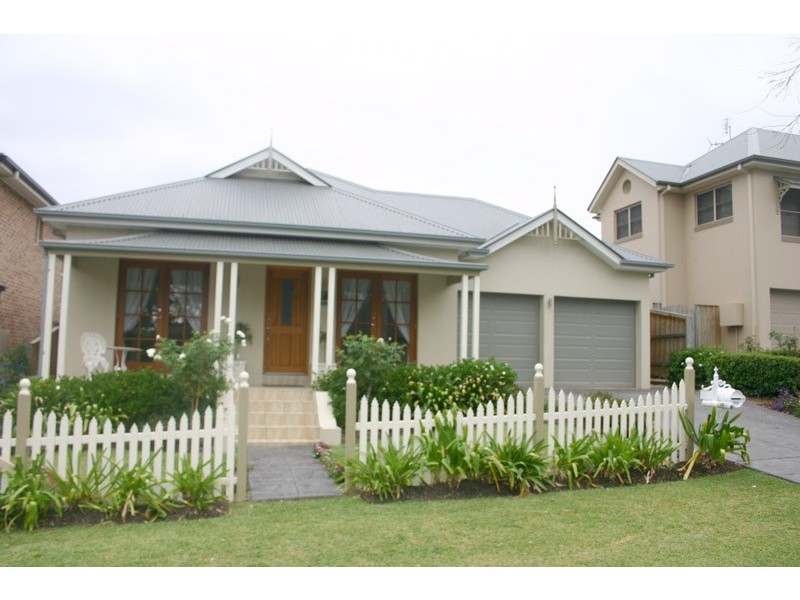 33 Young Ave, Camden Park NSW 2570