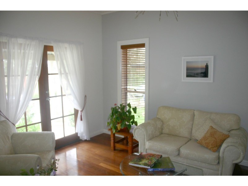 33 Young Ave, Camden Park NSW 2570