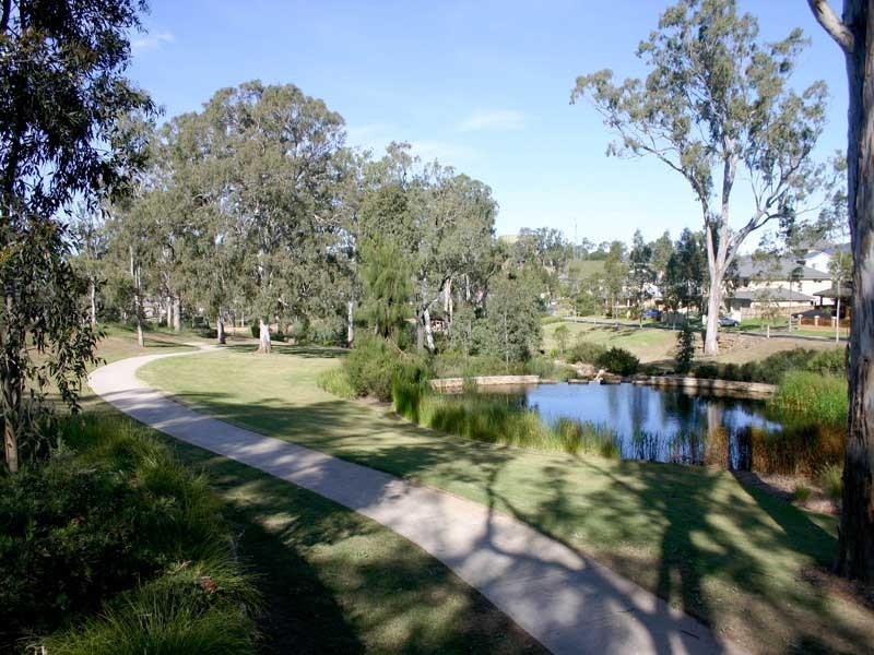33 Young Ave, Camden Park NSW 2570