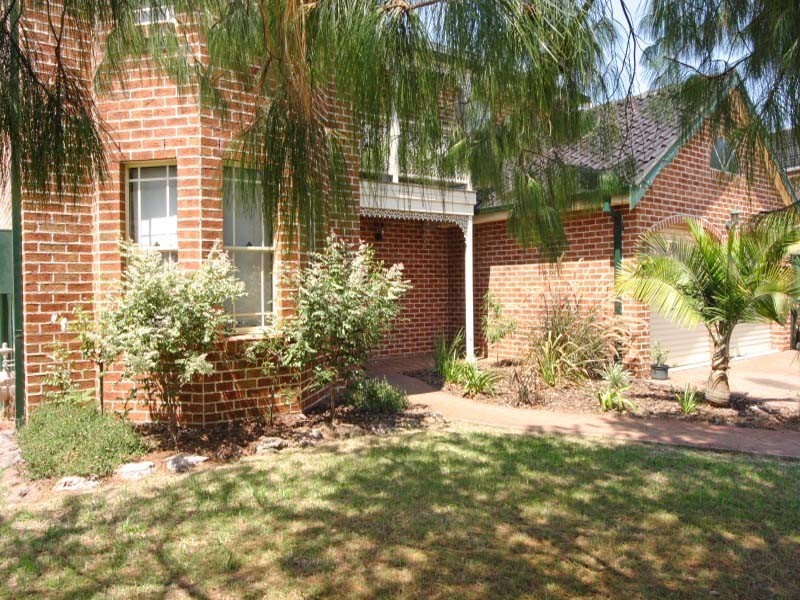 20 Southdown Road, Elderslie NSW 2570