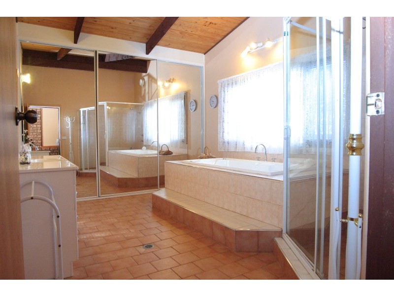 6 Grigg Close, Ellis Lane NSW 2570