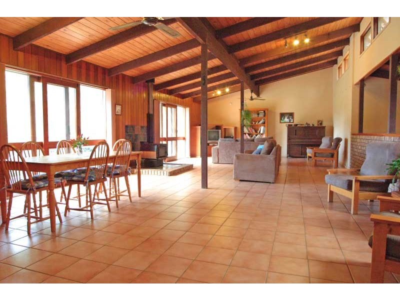 6 Grigg Close, Ellis Lane NSW 2570