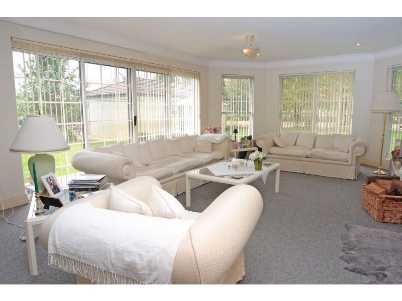 120 Victoria Park Road, The Oaks NSW 2570