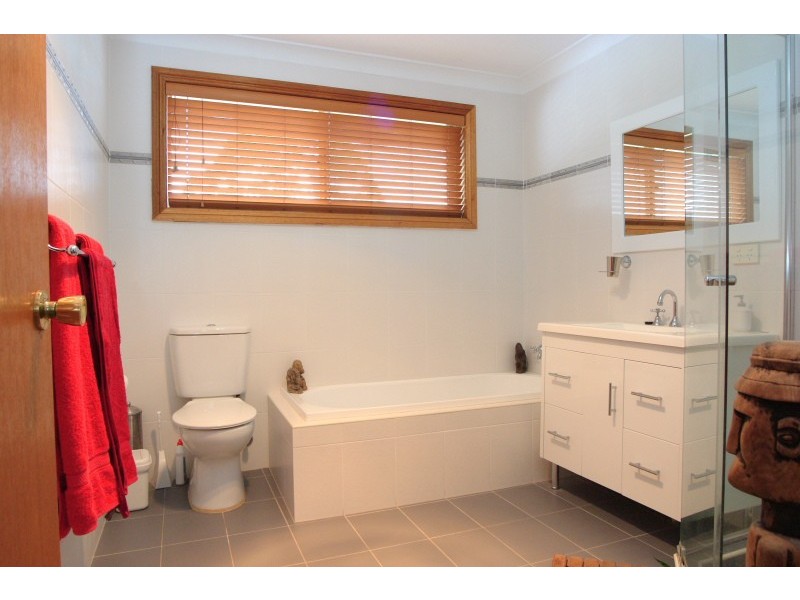 41 Southdown Road, Elderslie NSW 2570