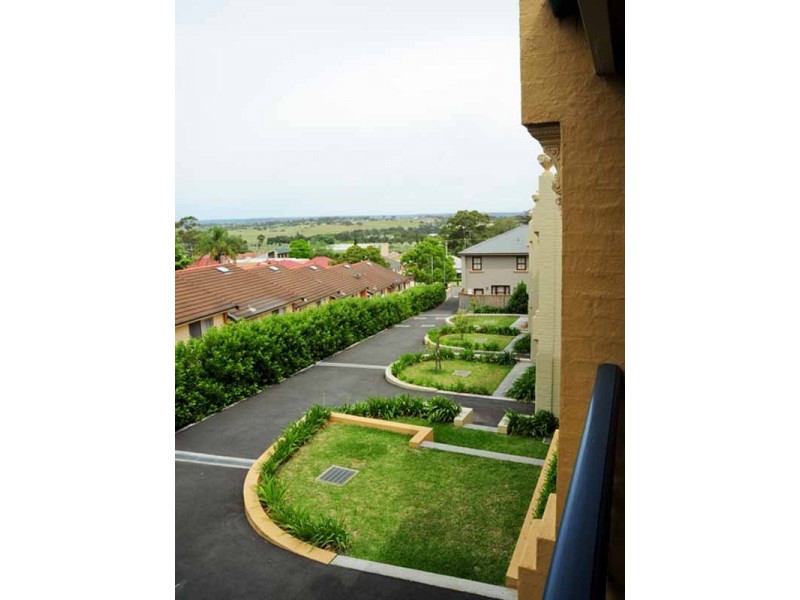 8/62-64 Broughton Street, Camden NSW 2570