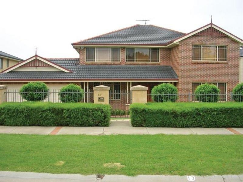 13 Hillside Drive, Harrington Park NSW 2567